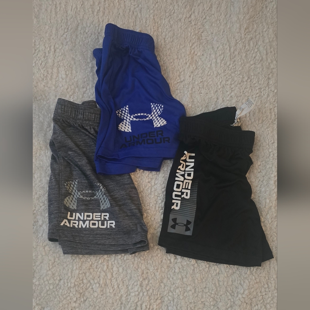 Bundle of boys Under Armour shorts